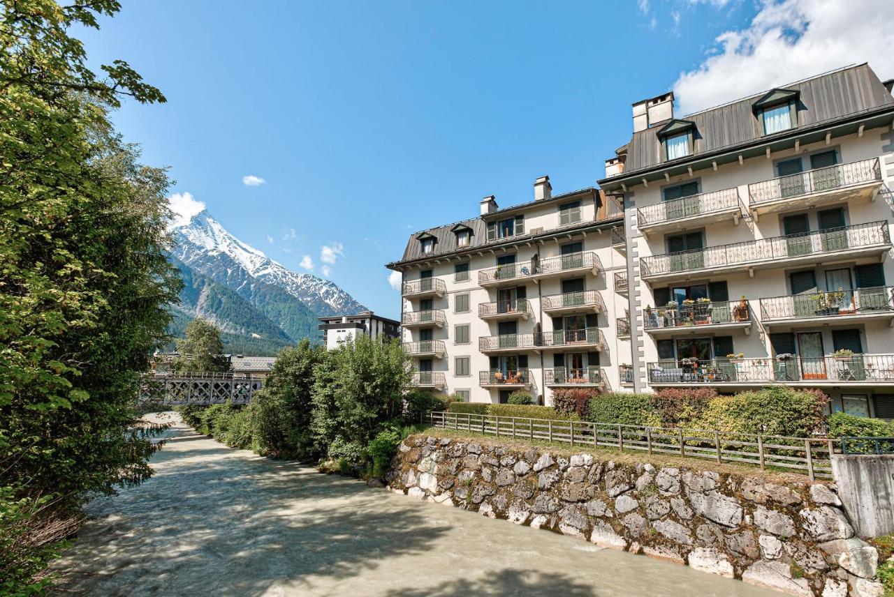 Apartment Cosmiques - Alpes Travel - Central Chamonix - Sleeps 4 エクステリア 写真