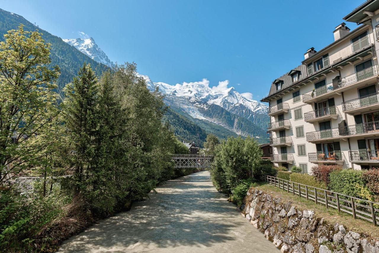 Apartment Cosmiques - Alpes Travel - Central Chamonix - Sleeps 4 エクステリア 写真