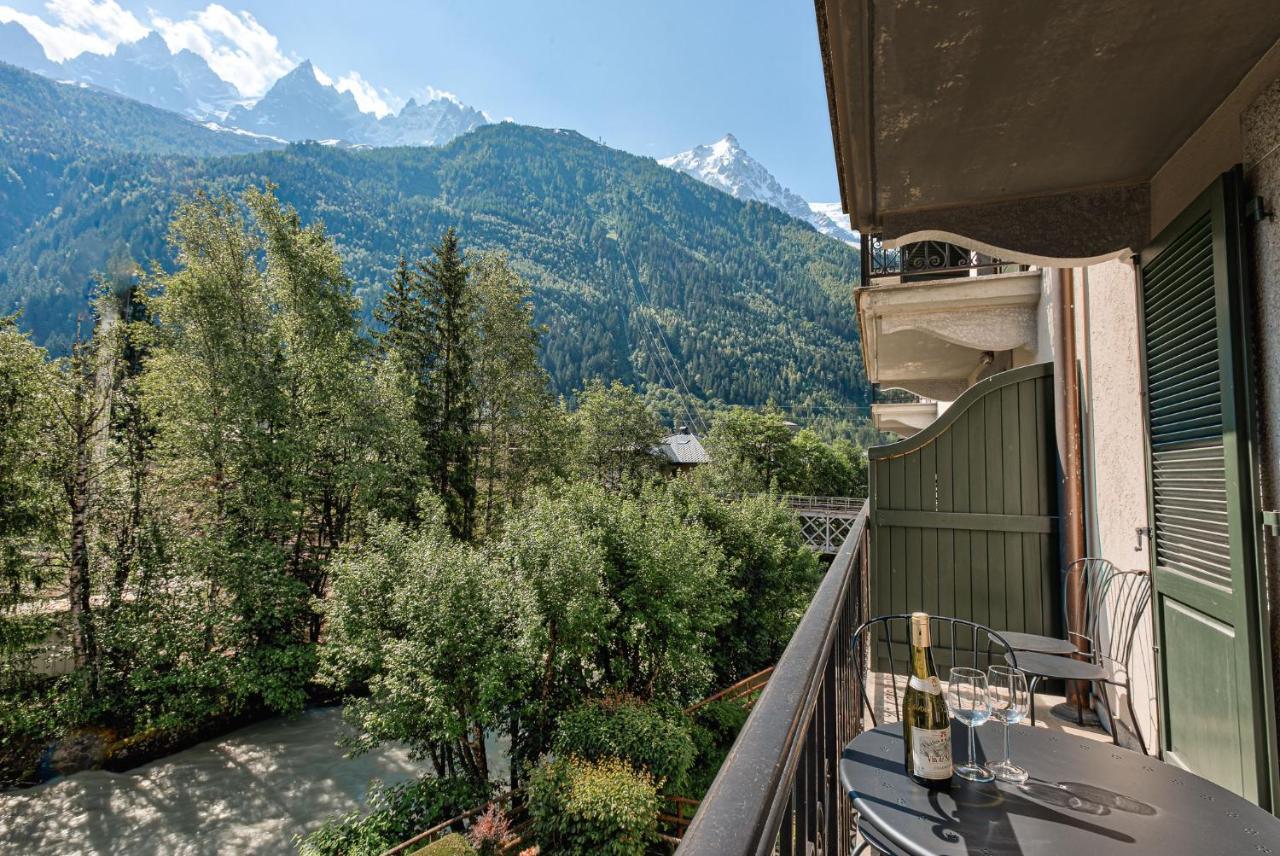 Apartment Cosmiques - Alpes Travel - Central Chamonix - Sleeps 4 エクステリア 写真